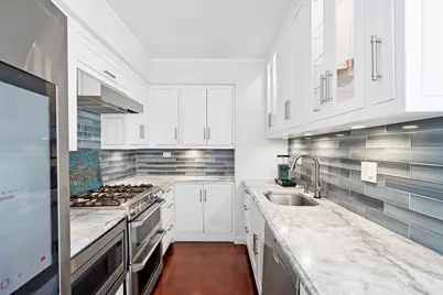 870 United Nations Plaza #10G, New York City, NY 10017 - Photo 11