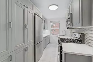 475 FDR Dr, New York City, NY 10002 - Photo 5