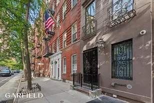 320 E 55th St, New York, NY 10022 - Photo 17