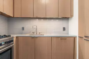 225 Rector Pl, New York City, NY 10280 - Photo 3