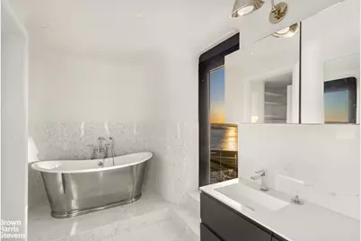 377 Rector Place #PHB, New York City, NY 10280 - Photo 19