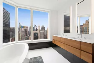 252 E 57th St, New York City, NY 10022 - Photo 13