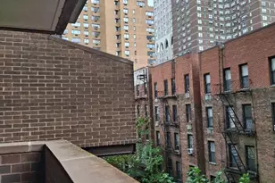 233 East 86th St, New York City, NY 10028 - Photo 9