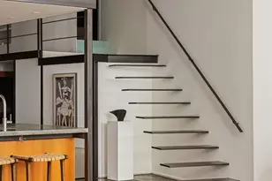 377 W 11th St, New York City, NY 10014 - Photo 11
