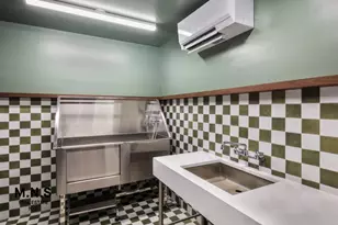 19 Rockwell Pl, New York City, NY 11217 - Photo 17