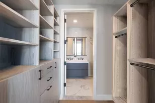 22-43 Jackson Ave, New York City, NY 11101 - Photo 11