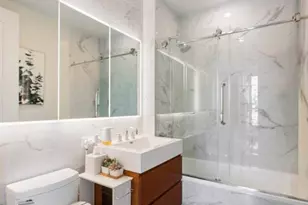 22-43 Jackson Ave, New York City, NY 11101 - Photo 9