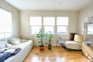 71-53 69th St, New York City, NY 11385 - Photo 5
