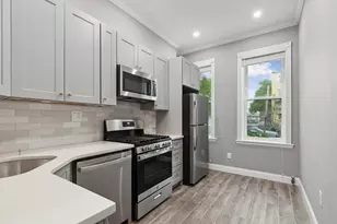 124 President St, Brooklyn, NY 11231 - Photo 3