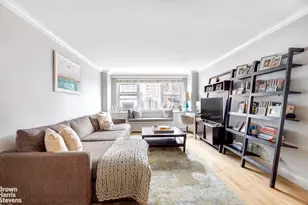 360 W 22nd St, New York City, NY 10011 - Photo 1