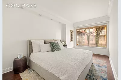 200 E 69th Street #2R, New York City, NY 10021 - Photo 3