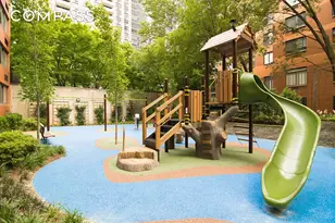 200 E 94th St, New York City, NY 10128 - Photo 15