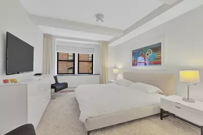 110 Central Park S #8B, New York City, NY 10019 - Photo 13