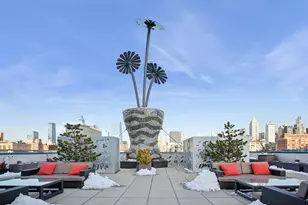 305 W 16th St, New York City, NY 10011 - Photo 13