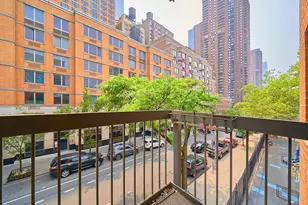 337 W 43rd St, New York City, NY 10036 - Photo 5