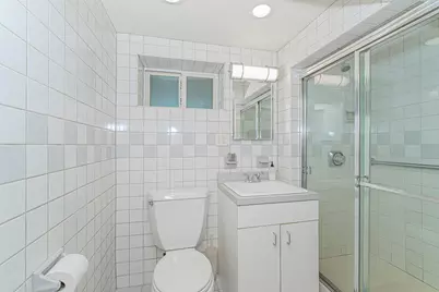 2644 E 27th Street, New York City, NY 11235 - Photo 51