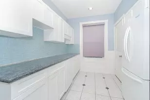 2644 E 27th St, New York City, NY 11235 - Photo 25