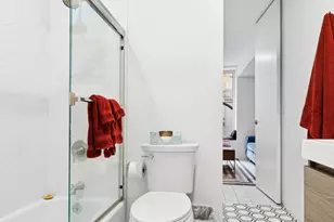 22 E 81st St, New York City, NY 10028 - Photo 7