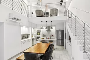 22 E 81st St, New York, NY 10028 - Photo 3