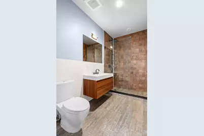 42-60 Crescent Street #7E, New York City, NY 11101 - Photo 19