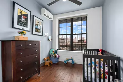 42-60 Crescent Street #7E, New York City, NY 11101 - Photo 21
