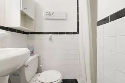 135 E 54th Street #MR3, New York, NY 10022 - Photo 9
