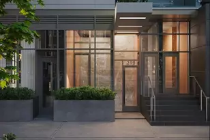 219 Hudson St, New York City, NY 10013 - Photo 9