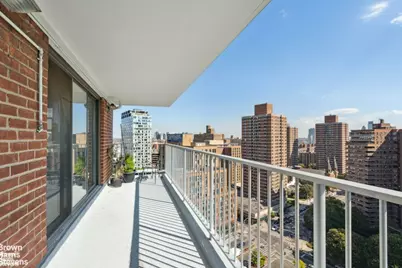 387 Grand Street #K2002, New York City, NY 10002 - Photo 3