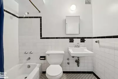 387 Grand Street #K2002, New York City, NY 10002 - Photo 9