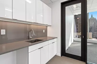 50 W 47th Street #1107, New York City, NY 10036 - Photo 3