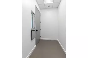 50 W 47th St, New York City, NY 10036 - Photo 7