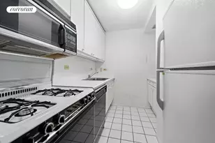 106 Central Park S, New York, NY 10019 - Photo 9