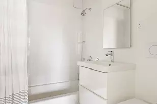 1025 5th Ave, New York City, NY 10028 - Photo 11