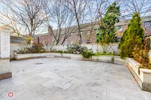 20-44 26th St, New York City, NY 11105 - Photo 19