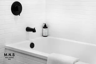 1-76 Woodward Ave, New York City, NY 11385 - Photo 25