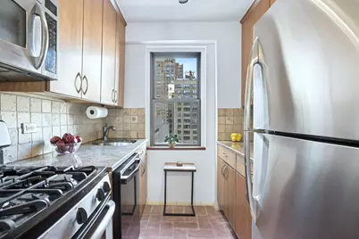 132 E 35th Street #12L, New York, NY 10016 - Photo 3