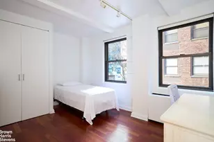 235 E 49th St, New York City, NY 10017 - Photo 9