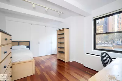 235 E 49th Street #6BC, New York City, NY 10017 - Photo 5
