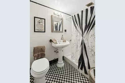 470 W 24th Street #5H, New York City, NY 10011 - Photo 7