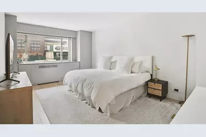 166 E 63rd Street #2F, New York City, NY 10021 - Photo 5