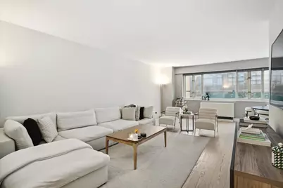 166 E 63rd Street #2F, New York City, NY 10021 - Photo 1