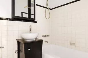 350 Bleecker St, New York City, NY 10014 - Photo 7