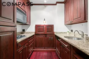 301 E 22nd St, New York City, NY 10010 - Photo 3