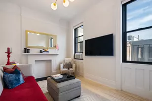 231 W 21st St, New York City, NY 10011 - Photo 1