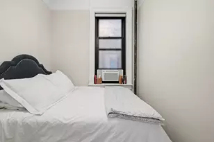 231 W 21st St, New York City, NY 10011 - Photo 5