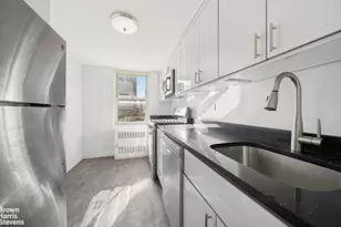 420 E 72nd St, New York City, NY 10021 - Photo 5