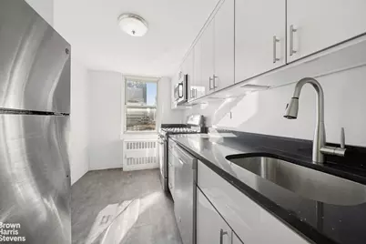 420 E 72nd Street #20C, New York City, NY 10021 - Photo 5
