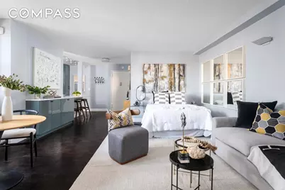 315 E 72nd Street #16A, New York, NY 10021 - Photo 1