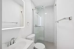 132 W 80th St, New York City, NY 10024 - Photo 11