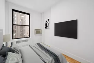 132 W 80th St, New York City, NY 10024 - Photo 3